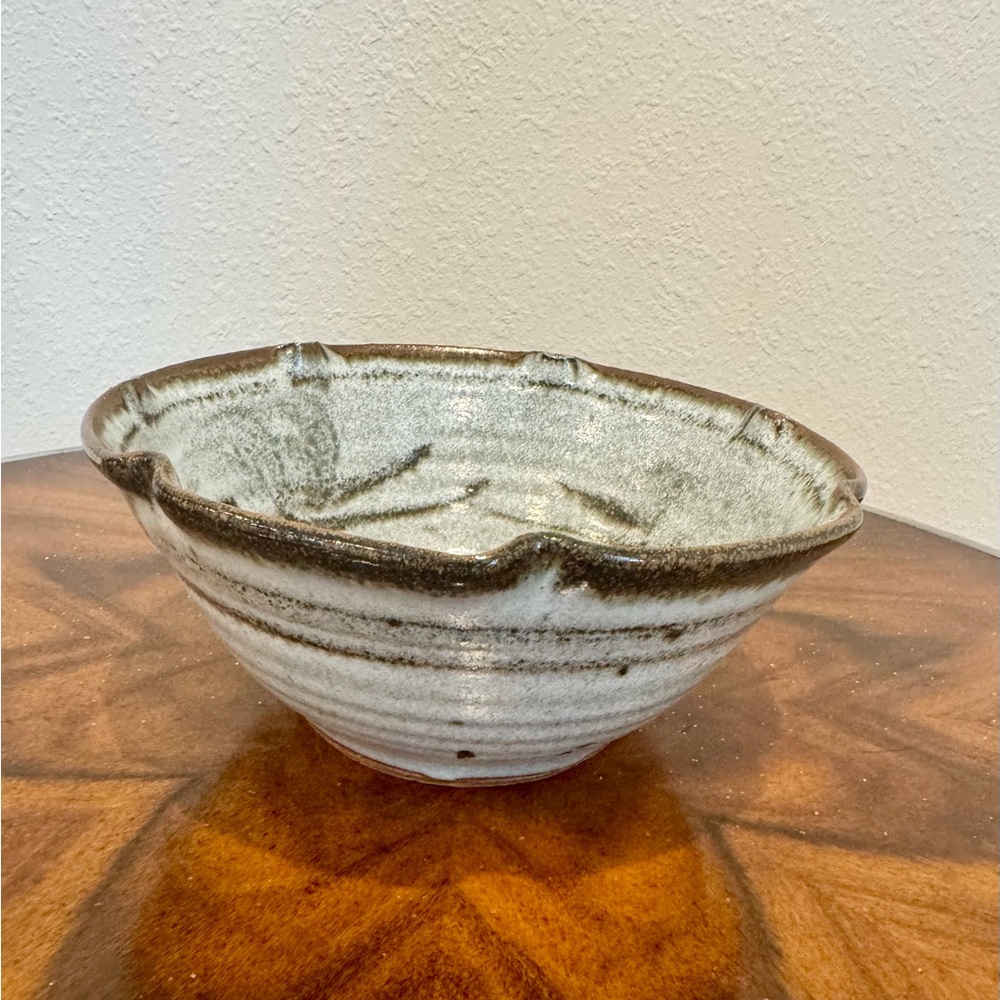 Joan Glasgow Elegant Studio Art Stoneware Bowl 7” - Picture 4 of 11